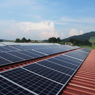 mrežni-baterijski-solarni-sistem