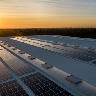 Solarni-sistem-za-pravna-lica-REENERGY